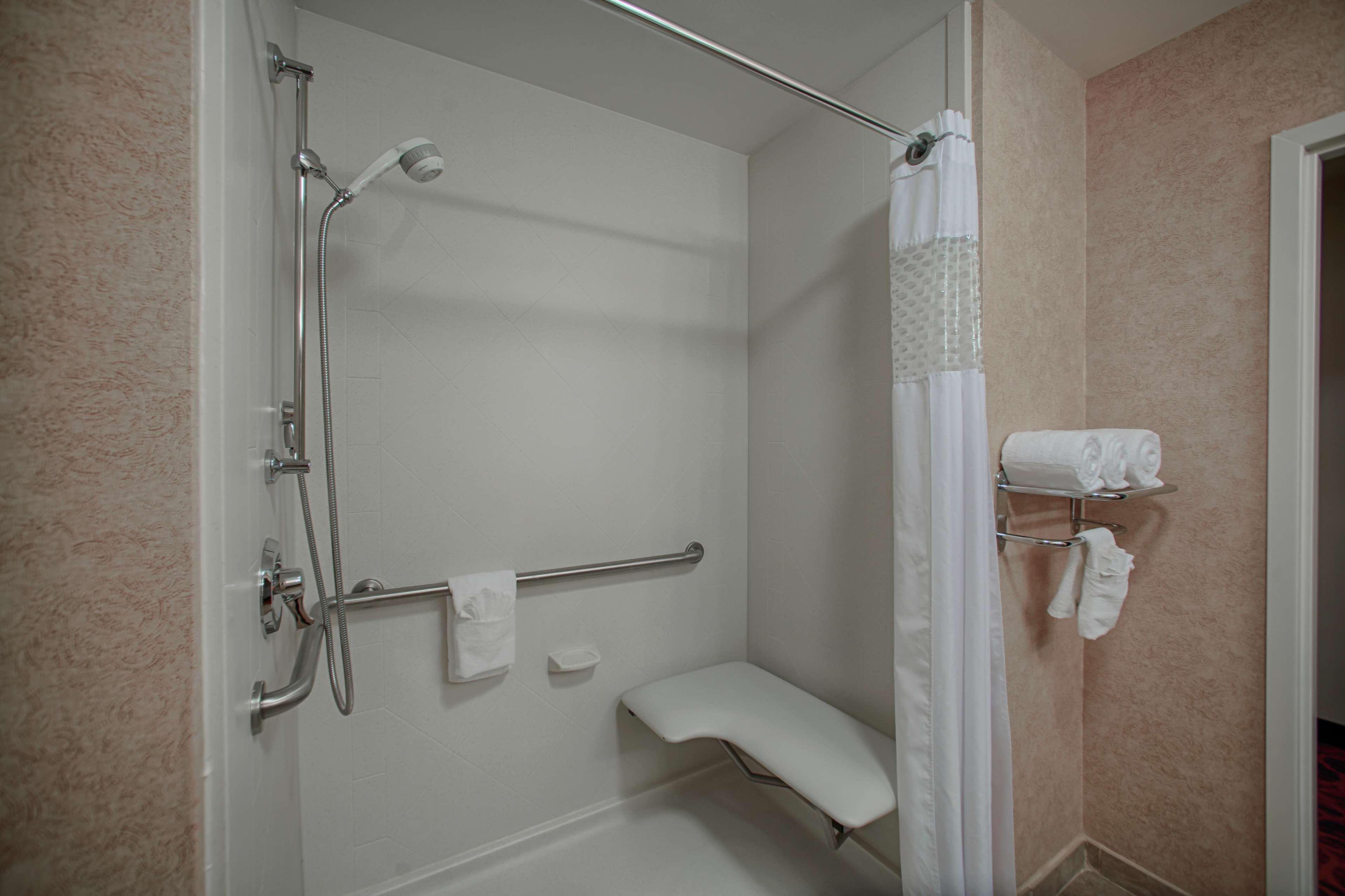 Hampton Inn Atlanta-Canton Zewnętrze zdjęcie