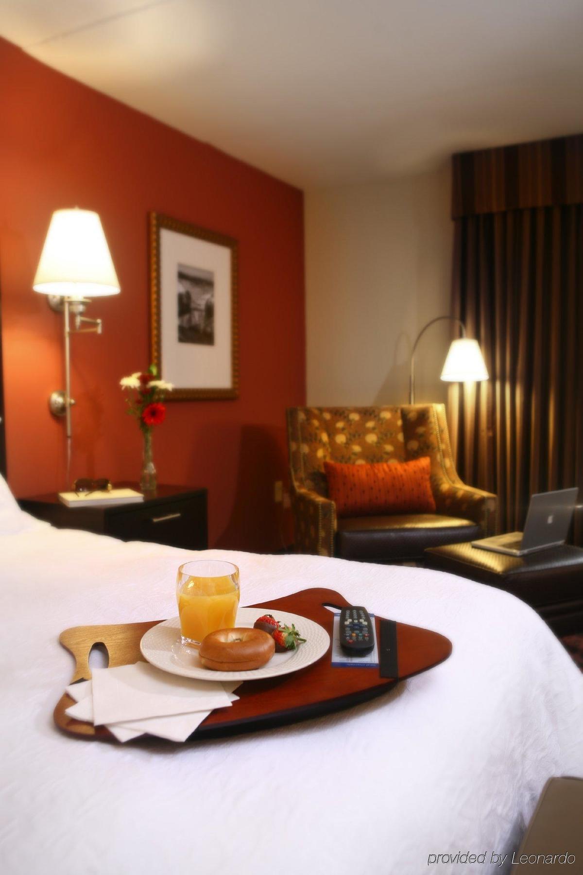 Hampton Inn Atlanta-Canton Zewnętrze zdjęcie